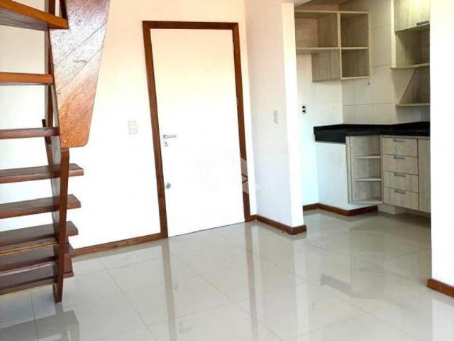 Cobertura de 1 quarto com 2 vagas de garagem, churrasqueira e lareira no bairro Higienópolis próxi