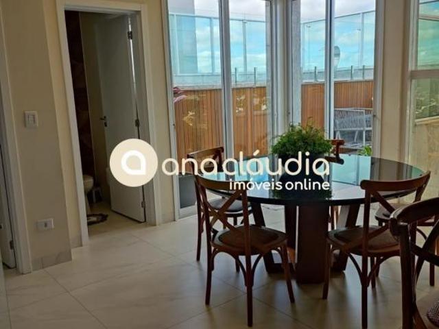 Cobertura Duplex à venda em Umuarama, terraço com piscina, 200m² privativos, 3 vagas de garagem, com