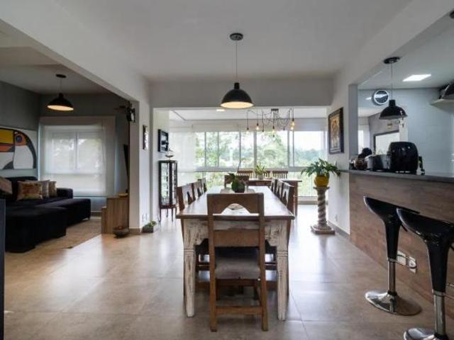 Cobertura Duplex à venda na Granja Viana | 184m², 3 dormitórios, 2 suítes, 3 vagas + jacuzzi
