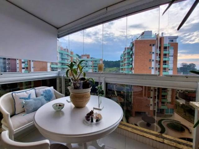 Cobertura Duplex com 4 quartos e 2 vagas no bairro Trindade, em Florianópolis/SC