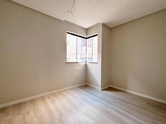 Cobertura Duplex com 5 Quartos e 3 Vagas no Vale do Ipê