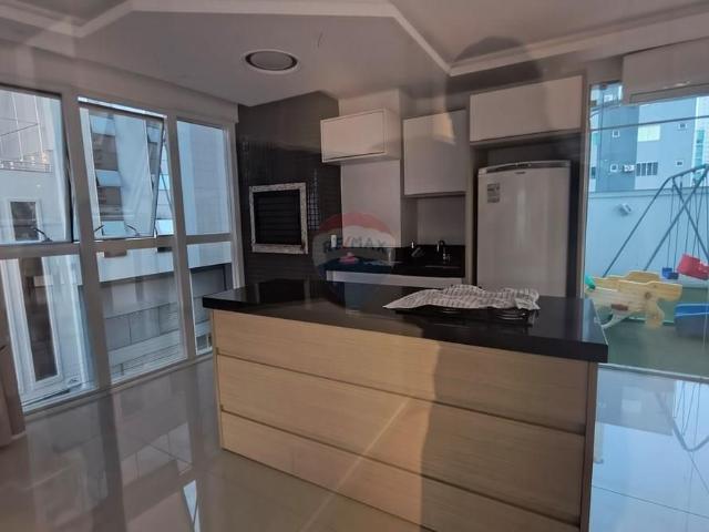 Cobertura duplex com 194m² 4 suítes e 3 vagas privativas