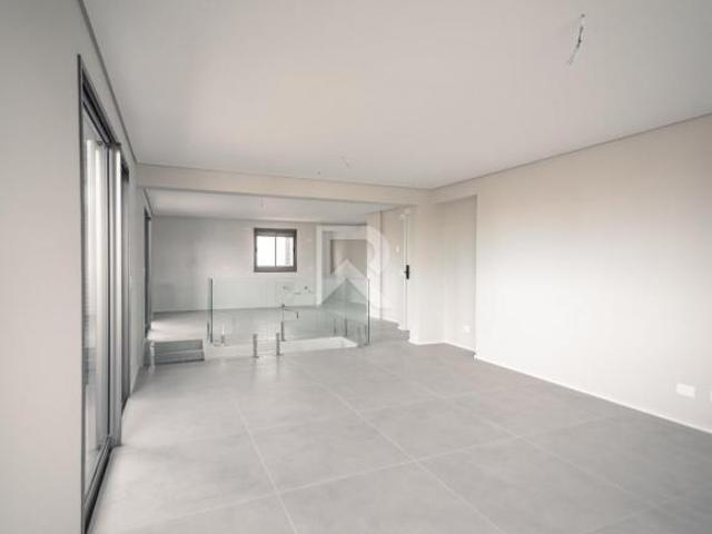 Cobertura Duplex com Espaço Gourmet e 3 Suítes – Centro – Curitiba/PR
