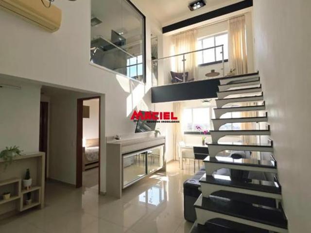 Cobertura Duplex de Alto Padrão com Vista Deslumbrante no Jardim Motorama