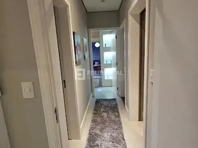 Cobertura duplex de 03 dormitórios sendo 01 suite em Pantanal Florianópolis SC