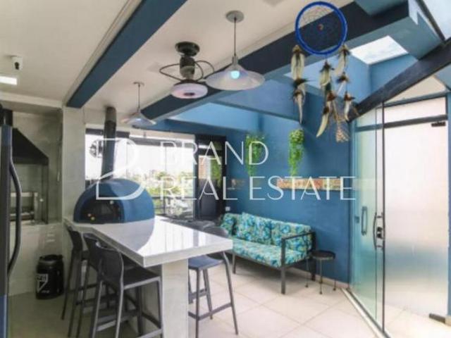 Cobertura duplex reformada, com área gourmet, piscina privativa e 4 quartos