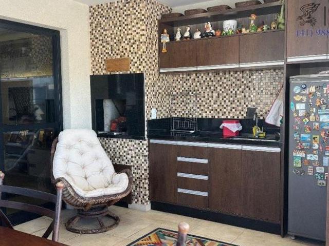 Cobertura Duplex Semi mobiliada, com 127m² privativos, 2 vagas paralelas, bairro Vila Izabel