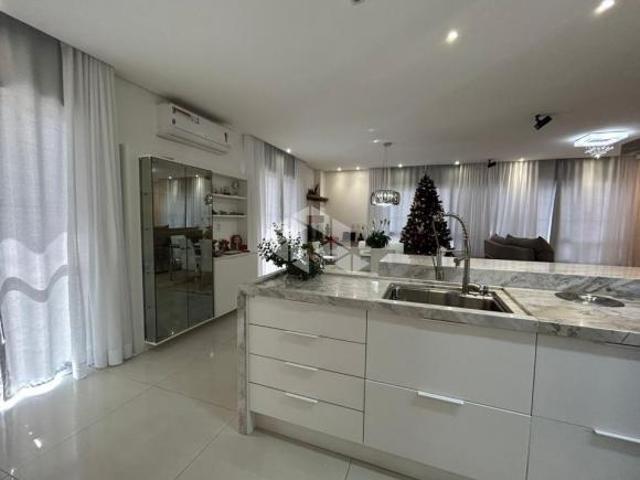 Cobertura Duplex Semimobiliada com 3 suítes e 3 vagas no Bela Vista