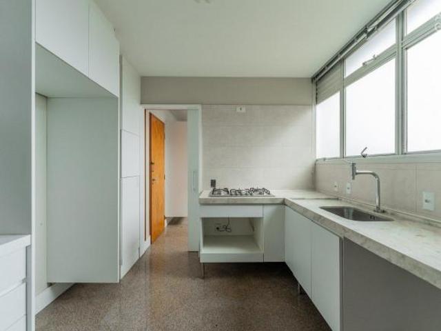 Cobertura Duplex no Edifício Santo Agostinho, 03 Quartos, 02 Vagas, Lareira, Cabral, Curitiba