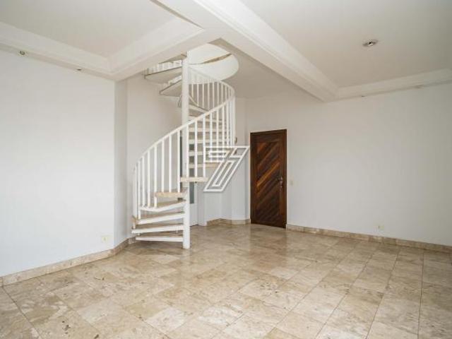Cobertura duplex 140m² privativos, andar alto, 3do