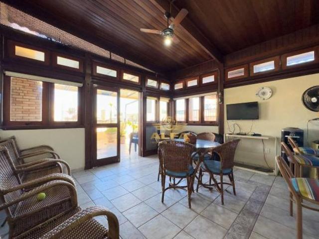 Cobertura em Jardim Las Palmas, Guarujá/SP de 245m² 3 quartos à venda por R$ 700.000,00