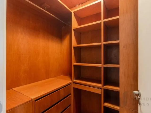 Cobertura exclusiva com 4 suites e vista privilegiada no Morumbi!