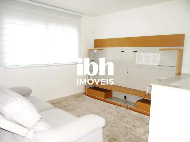 Cobertura mobiliada para alugar com 186m², 3 quartos, 1 suíte, 3 vagas de garagem no buritis