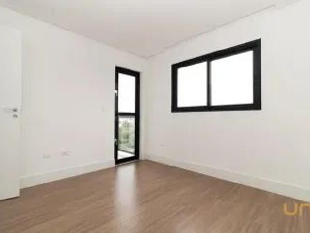 Cobertura no Guabirotuba de 174 m² com 3 quartos