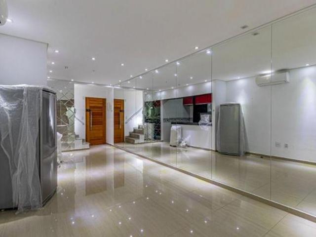 Cobertura sem condominio com 3 dormitórios, 196 m² Parque das Nações Santo