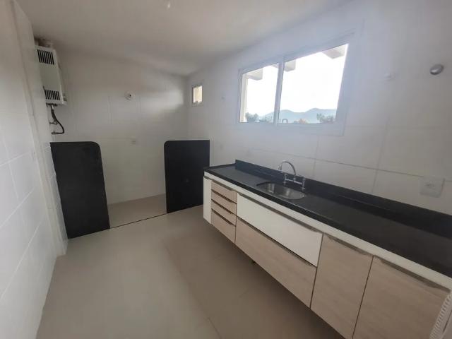 Cobertura para venda com 90 metros quadrados com 2 quartos em Maravista Niterói RJ