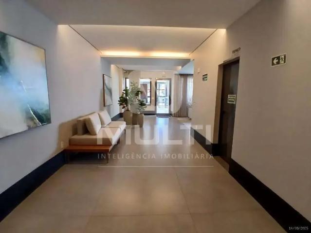 Cobertura para Venda em Uberlândia/MG Copacabana 4 Quartos