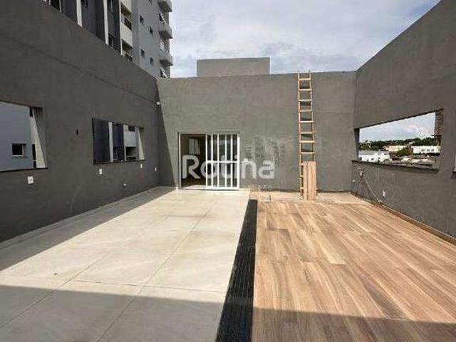 Cobertura para Venda em Uberlândia/MG Patrimônio 4 Quartos