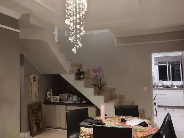Cobertura para Venda em Uberlândia/MG Umuarama 4 Quartos