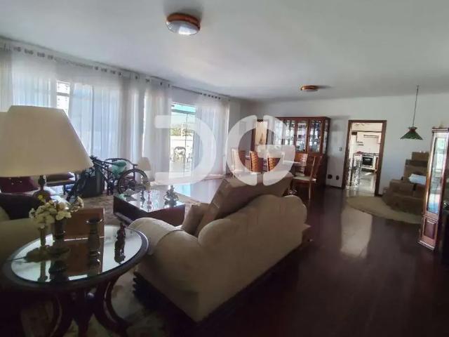 Cobertura para Venda em Valinhos/SP Vila Olivo 3 Quartos