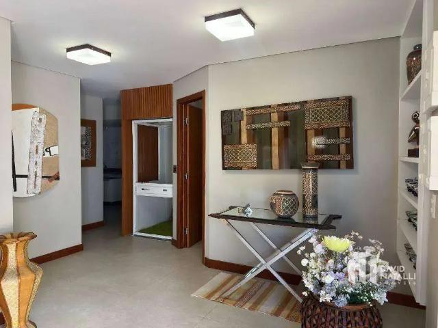 Cobertura para Venda em Vitória/ES Praia do Canto 5 Quartos