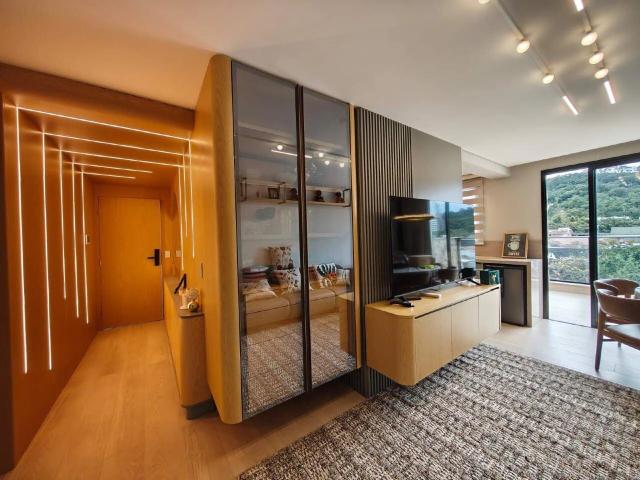 Cobertura para Venda em Balneário Camboriú/SC Praia dos Amores 3 Quartos