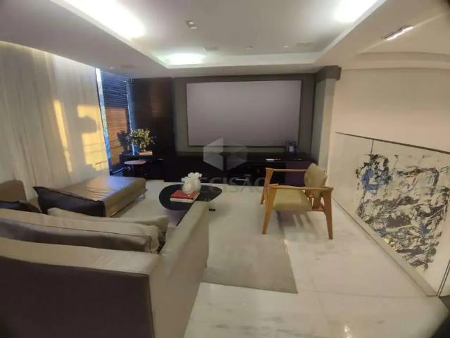 Cobertura para Venda em Belo Horizonte/MG Serra 4 Quartos