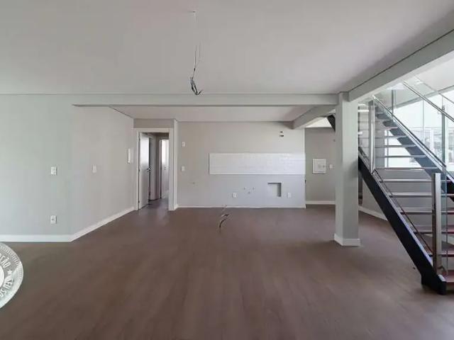Cobertura para Venda em Blumenau/SC Victor Konder 3 Quartos