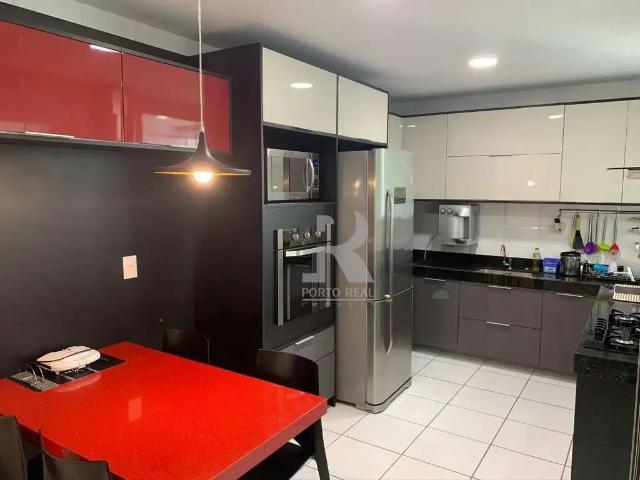Cobertura para Venda em Cabo Frio/RJ Algodoal 4 Quartos