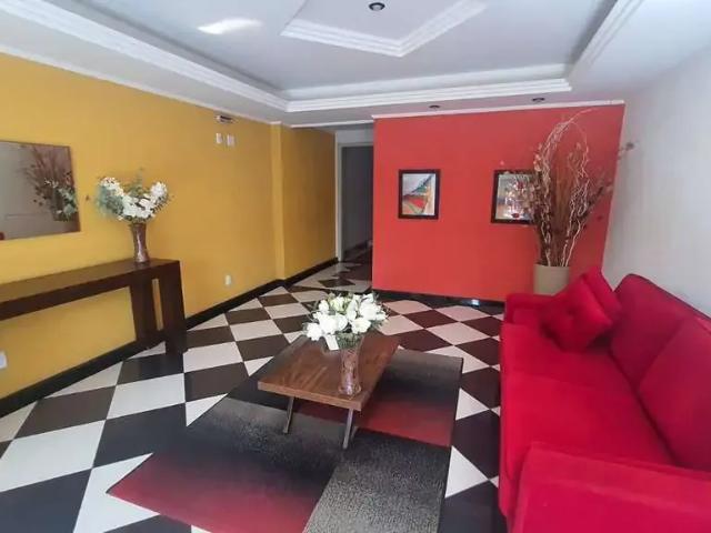 Cobertura para Venda em Cabo Frio/RJ Centro 4 Quartos