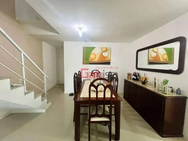 Cobertura para Venda em Cabo Frio/RJ Centro 5 Quartos