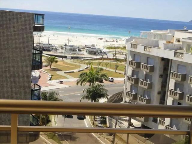 Cobertura para Venda em Cabo Frio/RJ Praia do Forte 4 Quartos