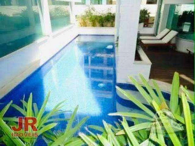 Cobertura para Venda em Cabo Frio/RJ Praia do Forte 4 Quartos