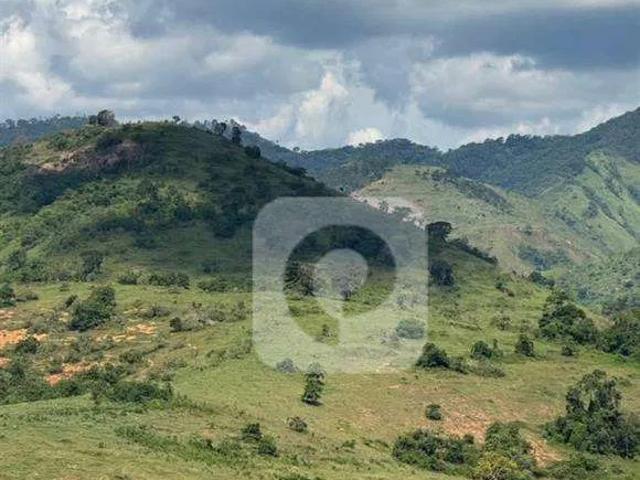 Cobertura para Venda em Carmo/RJ Centro 2 Quartos