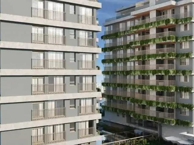 Cobertura para Venda em Curitiba/PR Água Verde 3 Quartos