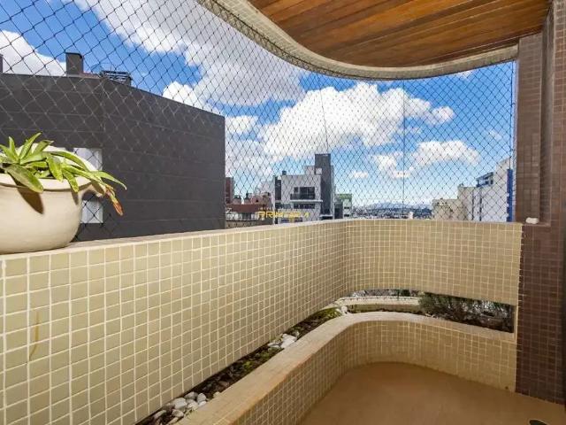 Cobertura para Venda em Curitiba/PR Água Verde 4 Quartos