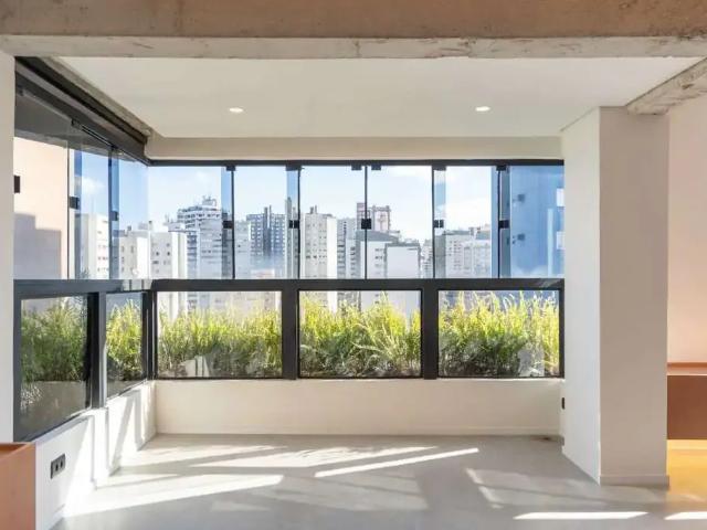 Cobertura para Venda em Curitiba/PR Centro 4 Quartos