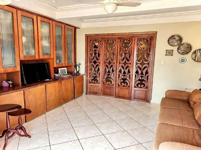 Cobertura para Venda em Florianópolis/SC Coqueiros 4 Quartos