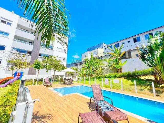 Cobertura para Venda em Florianópolis/SC Abraão 2 Quartos