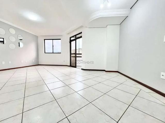 Cobertura para Venda em Florianópolis/SC Abraão 3 Quartos