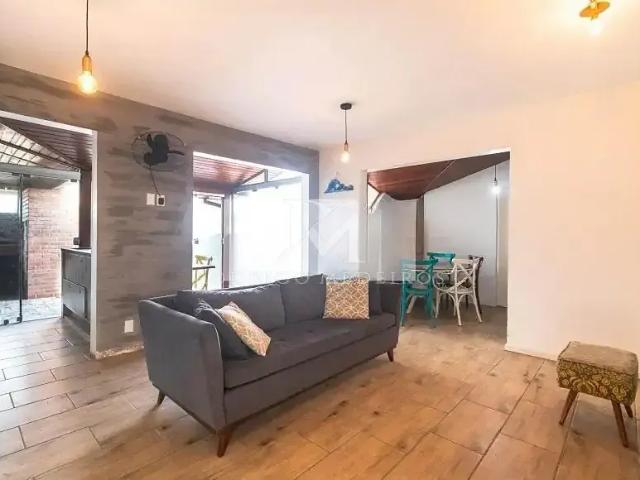 Cobertura para Venda em Florianópolis/SC Barra da Lagoa 3 Quartos
