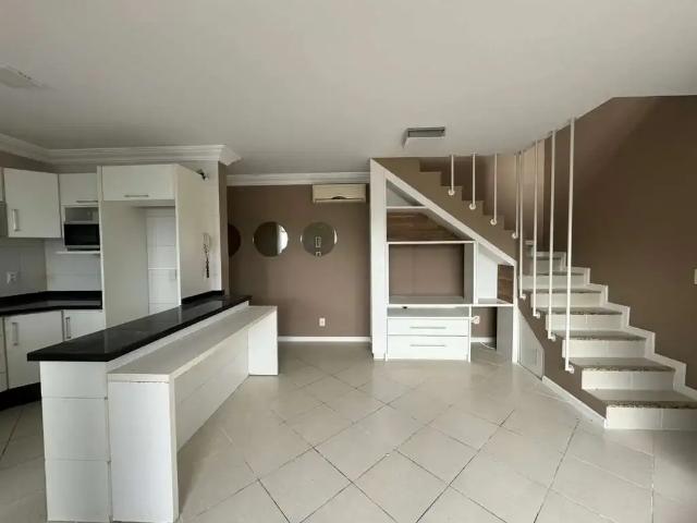 Cobertura para Venda em Florianópolis/SC Estreito 3 Quartos