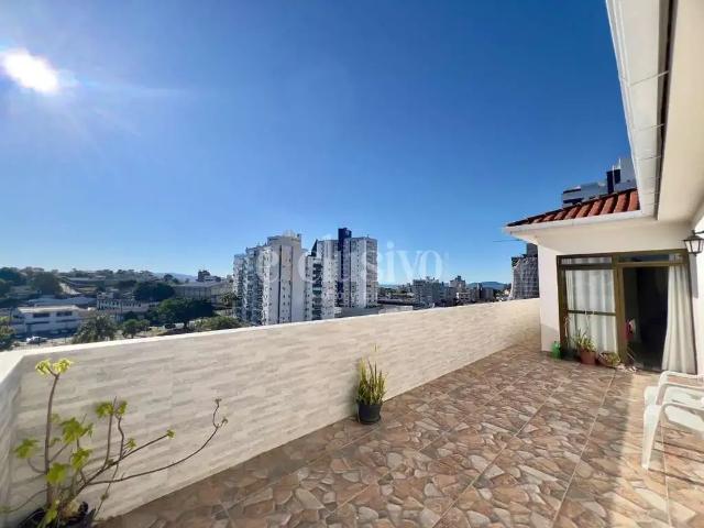 Cobertura para Venda em Florianópolis/SC Estreito 3 Quartos