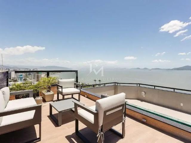 Cobertura para Venda em Florianópolis/SC Estreito 3 Quartos