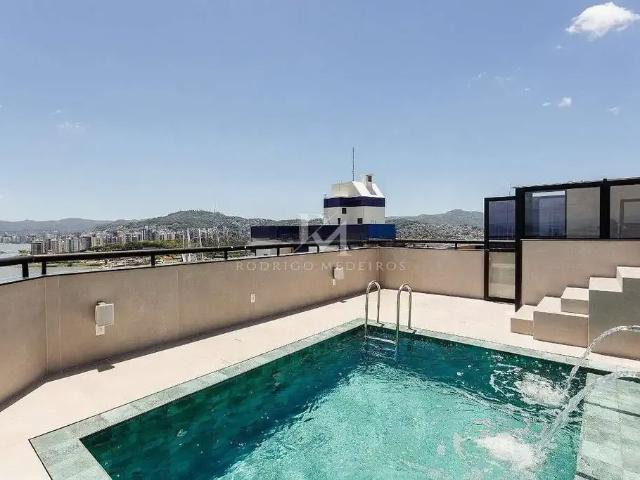 Cobertura para Venda em Florianópolis/SC Estreito 3 Quartos