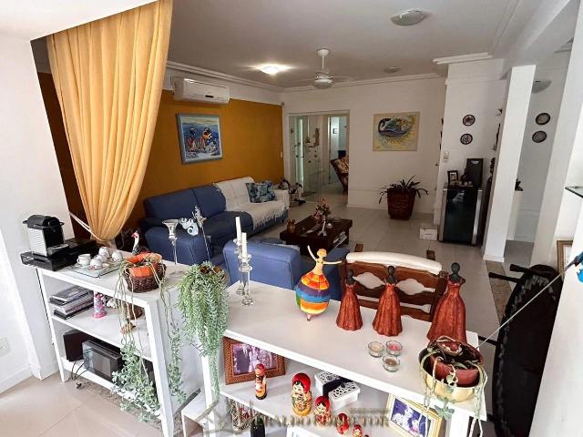 Cobertura para Venda em Florianópolis/SC Ingleses do Rio Vermelho 4 Quartos