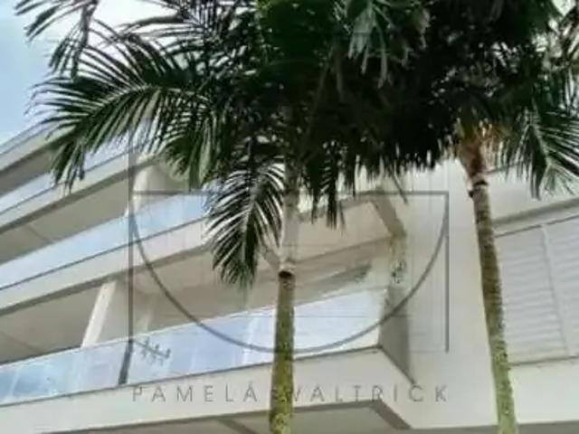 Cobertura para Venda em Florianópolis/SC Jurerê 4 Quartos