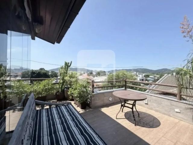 Cobertura para Venda em Florianópolis/SC Lagoa da Conceição 3 Quartos