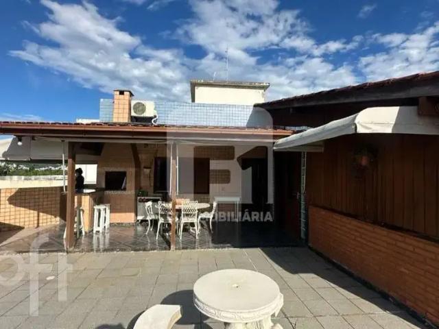 Cobertura para Venda em Florianópolis/SC Trindade 3 Quartos