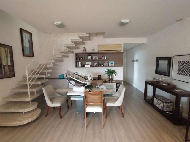 Cobertura para Venda em Florianópolis/SC Trindade 3 Quartos